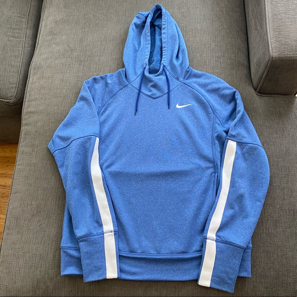 Nike Women’s French terry hoodie sweatshirt